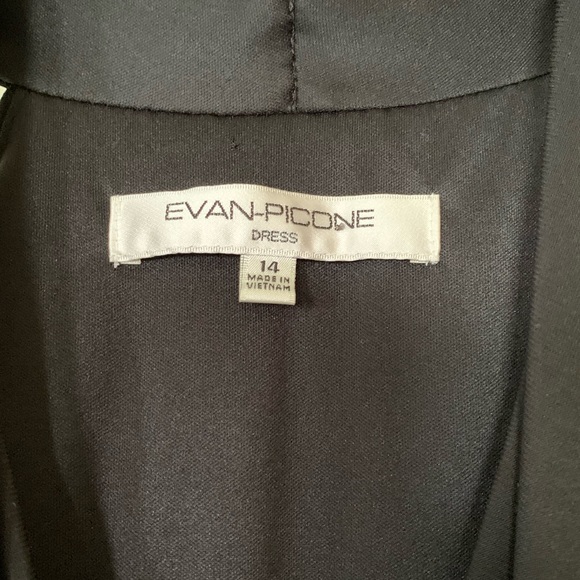 Evan-Picone black dress - Picture 6 of 7
